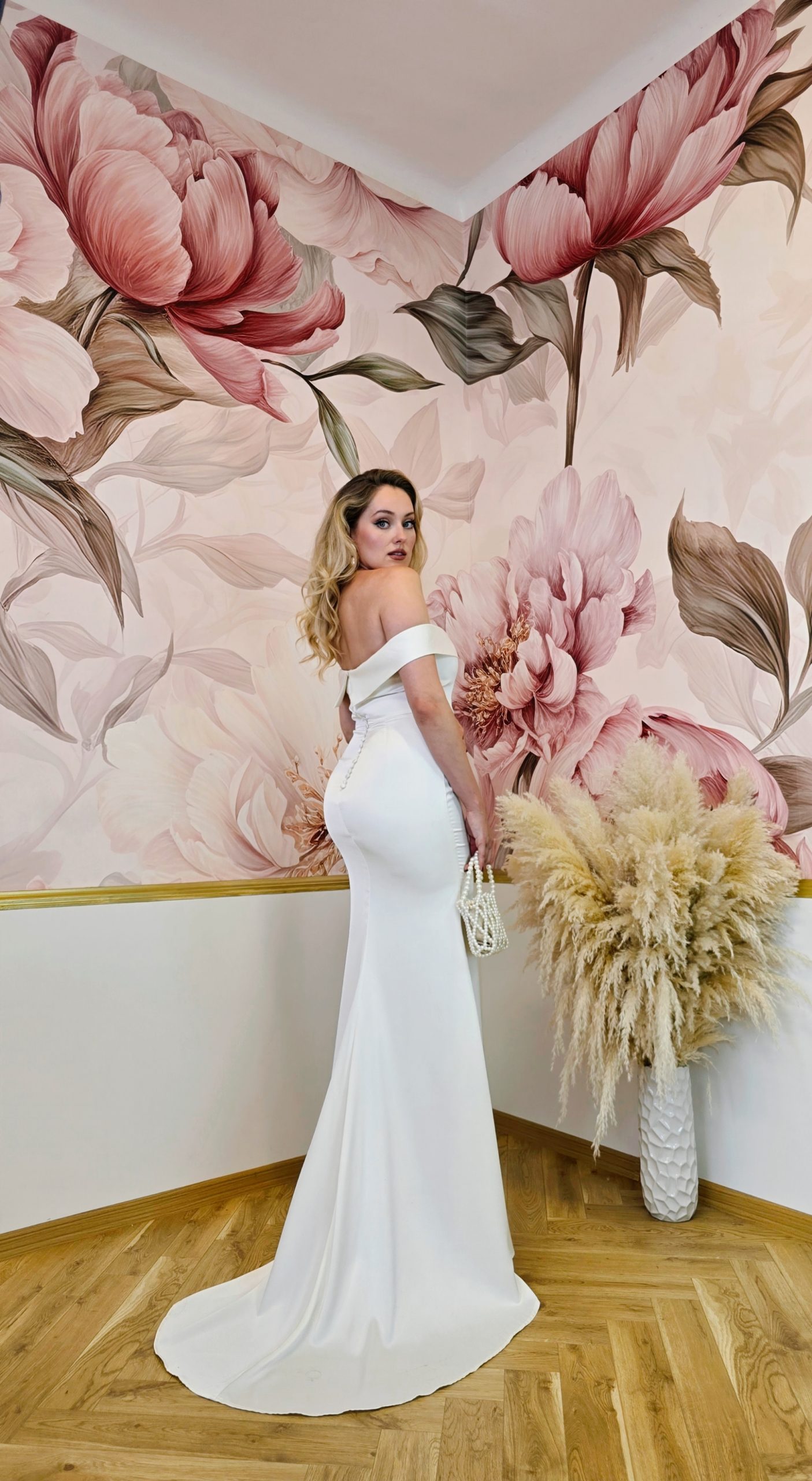 Maxi saténové svatební smetanové svatební šaty se spadlými rameny 6 Maxi saténové svatební smetanové svatební šaty se spadlými rameny - Obrázek 6