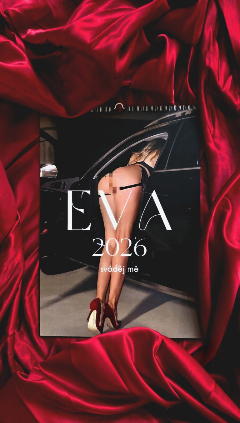 Nástěnný kalendář EVA 2026 - sváděj mě