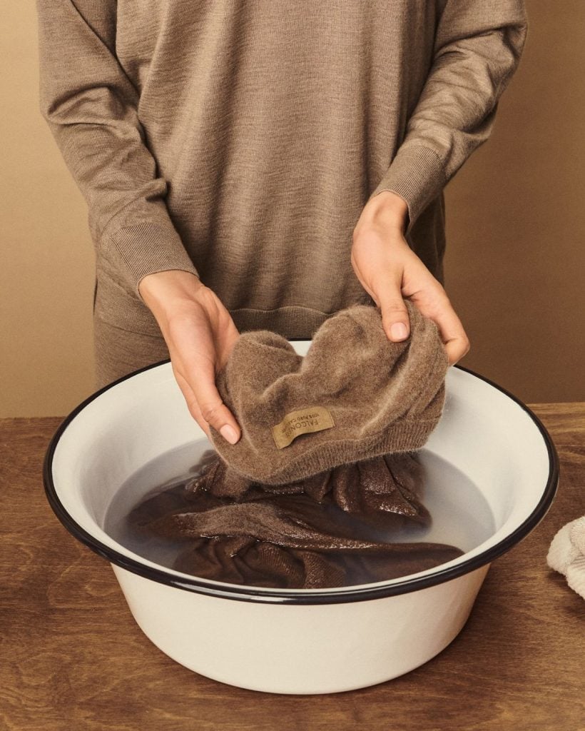 Jak pečovat o vlnu a kašmír, aby ti vydržely roky 1 Jak pečovat o vlnu a kašmír, aby ti vydržely roky