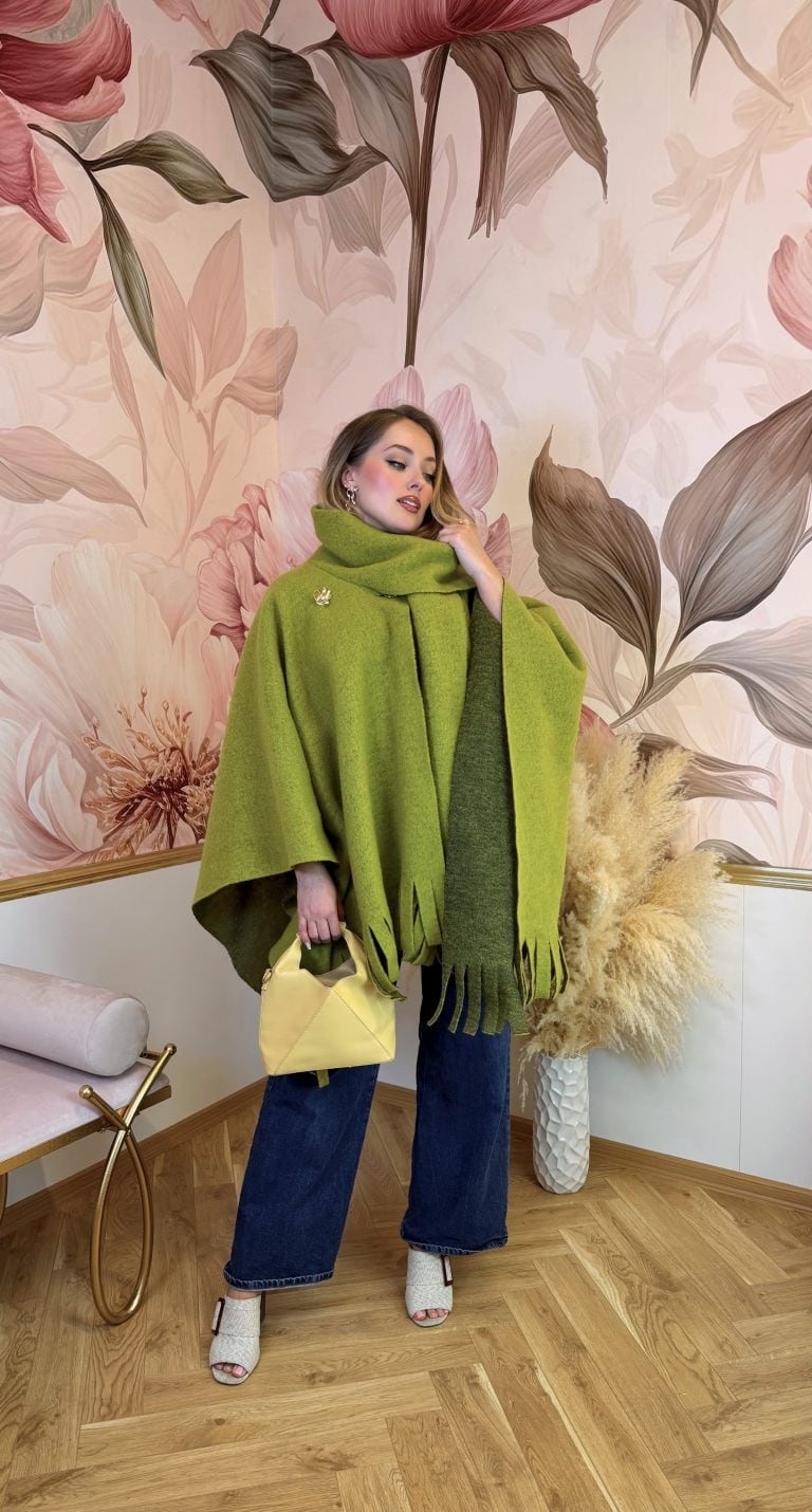 Výrazné 70% vlněné zelené luxusní italské pončo