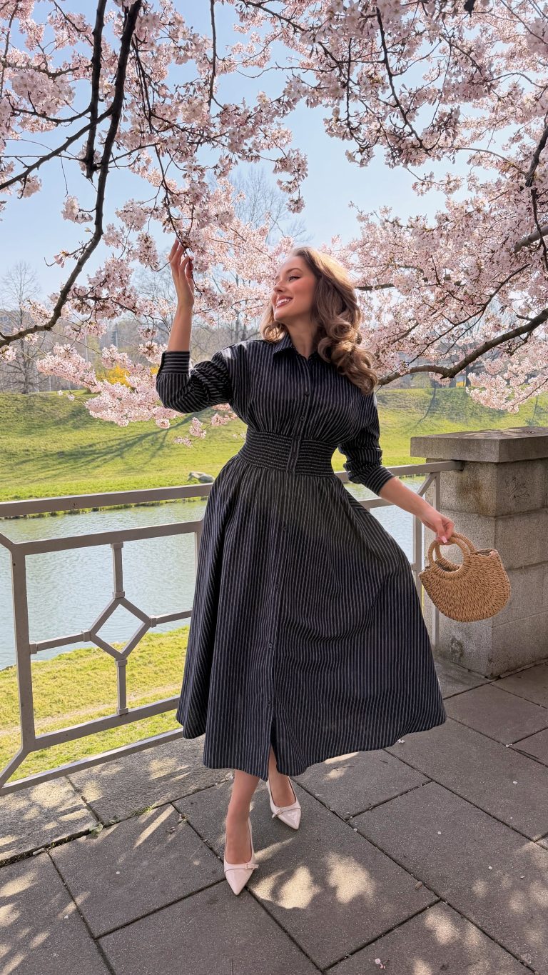 45% kvalitní bavlněné košilové šaty s proužkem a staženým pasem