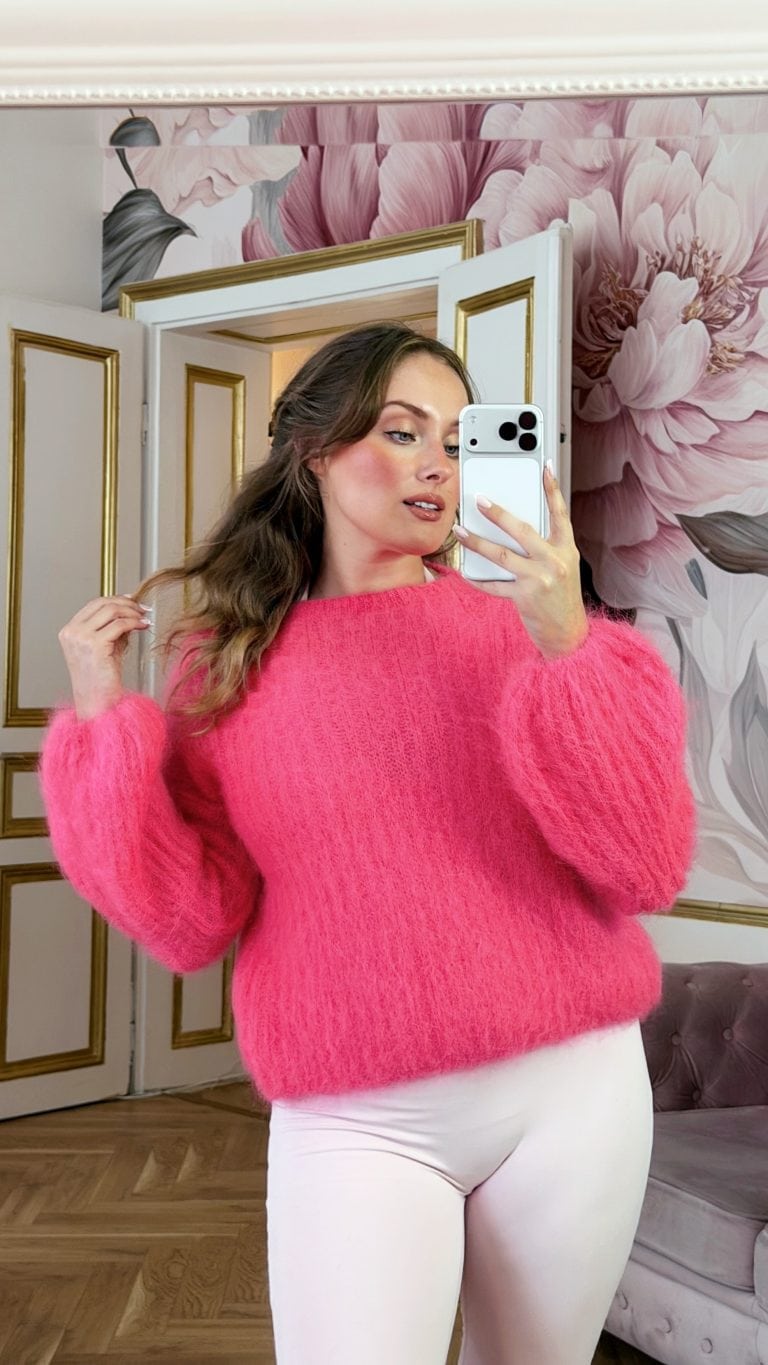 Mohérový růžový svetr